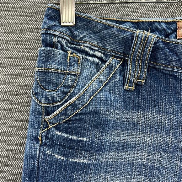 Vintage NOBO Low Rise Medium Wash Fringe Capris Embroidered Flap Pocket Junior 5 - Picture 2 of 10